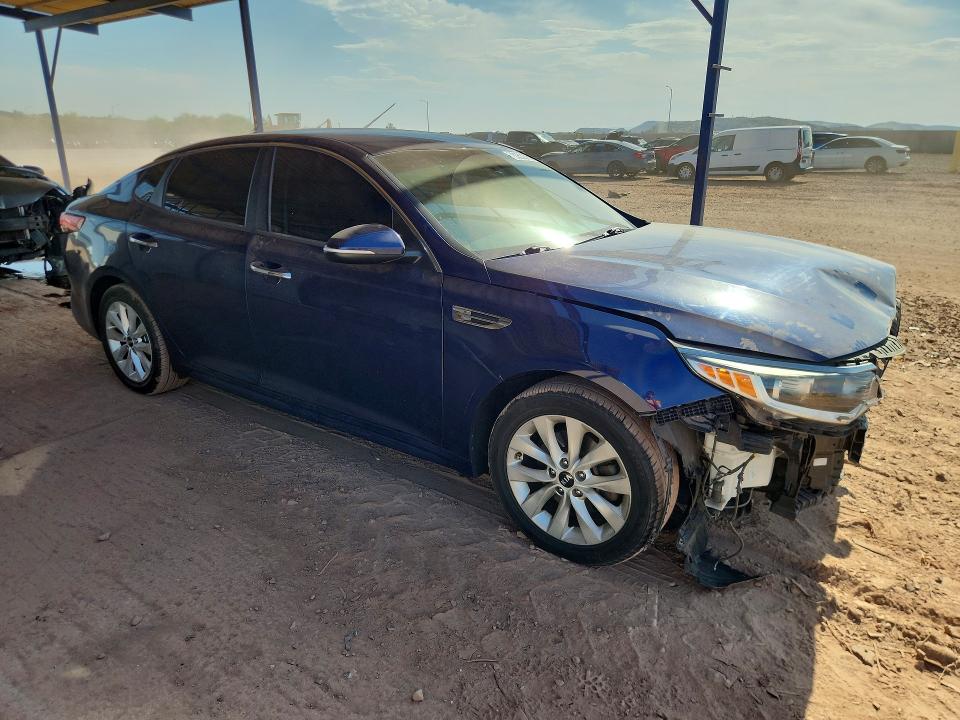 53530756 :رقم المزاد ، 5XXGT4L35JG188792 vin ، 2018 Kia Optima مزاد بيع