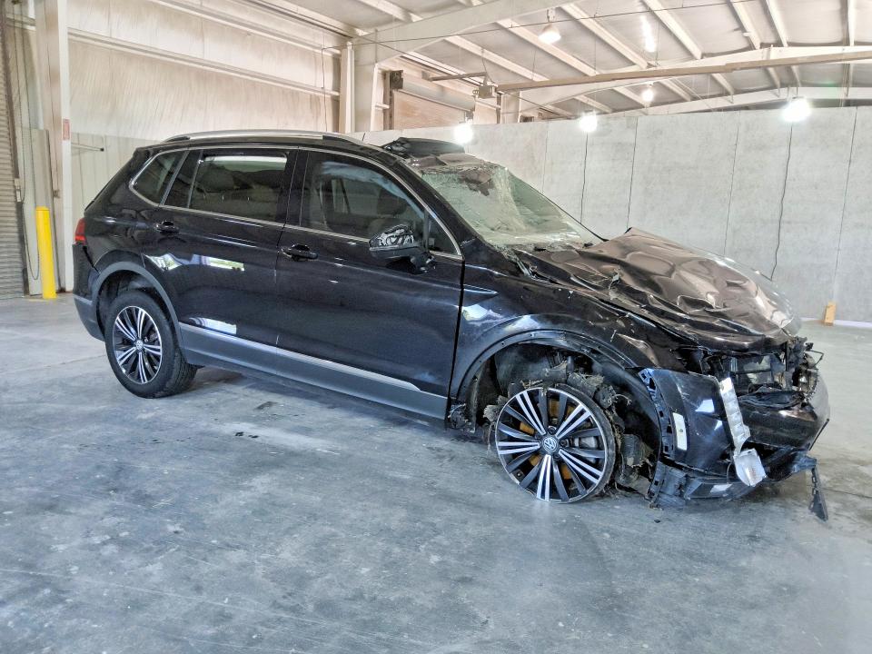 53795896 :رقم المزاد ، 3VV2B7AX4KM134289 vin ، 2019 Volkswagen Tiguan مزاد بيع