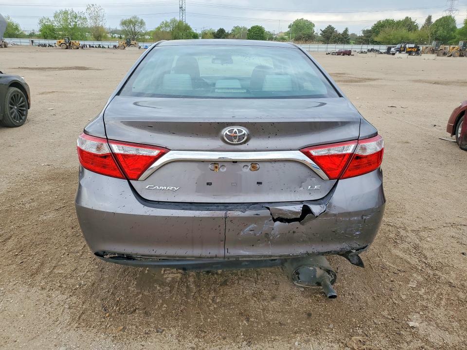 53364576 :رقم المزاد ، 4T1BF1FK8HU792436 vin ، 2017 Toyota Camry مزاد بيع