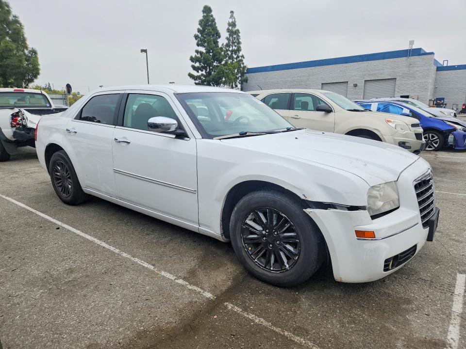 Auction sale of the 2010 Chrysler 300, vin: 2C3CA5CV6AH325946, lot number: 52015496