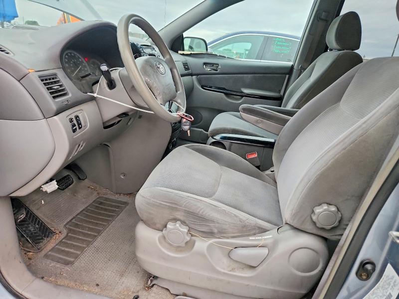 Продажа на аукционе авто 2004 Toyota Sienna, vin: 5TDZA23C84S121822, номер лота: 52242316