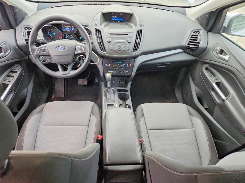 Продаж на аукціоні авто 2017 Ford Escape, vin: 1FMCU0GD8HUA52700, номер лоту: 51540236