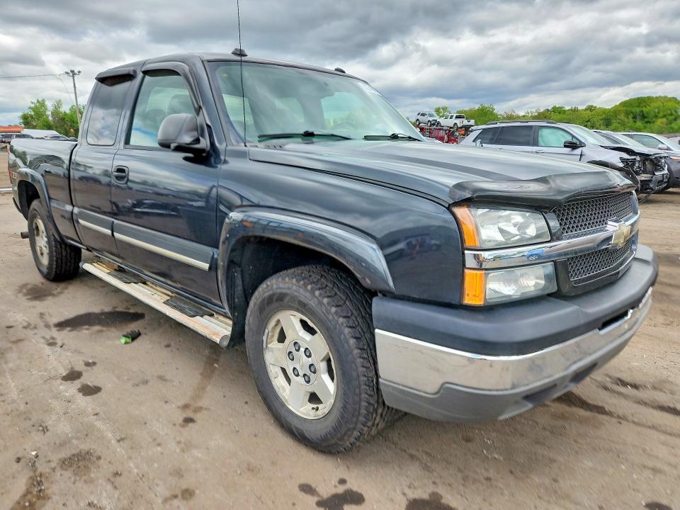 2004 Chevrolet Silverado მანქანა იყიდება აუქციონზე, vin: 2GCEK19T141285353, აუქციონის ნომერი: 53740076