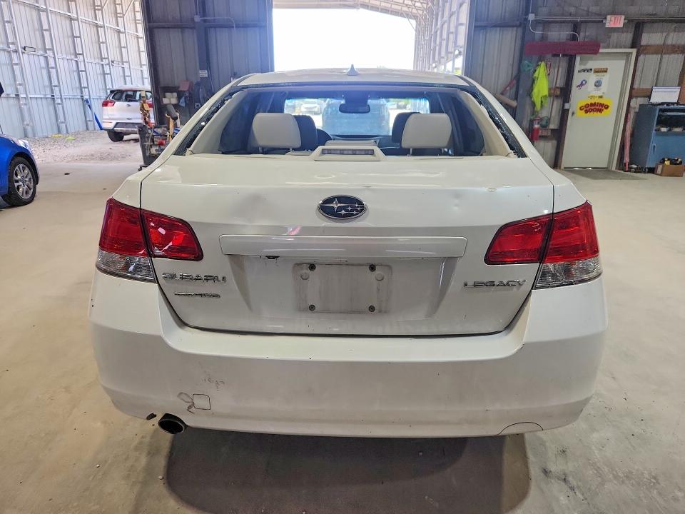 52901306 :رقم المزاد ، 4S3BMCL62E3036180 vin ، 2014 Subaru Legacy مزاد بيع
