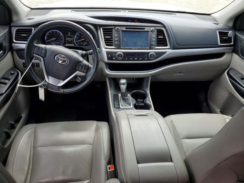 Продажа на аукционе авто 2015 Toyota Highlander, vin: 5TDKKRFH1FS090172, номер лота: 52508086
