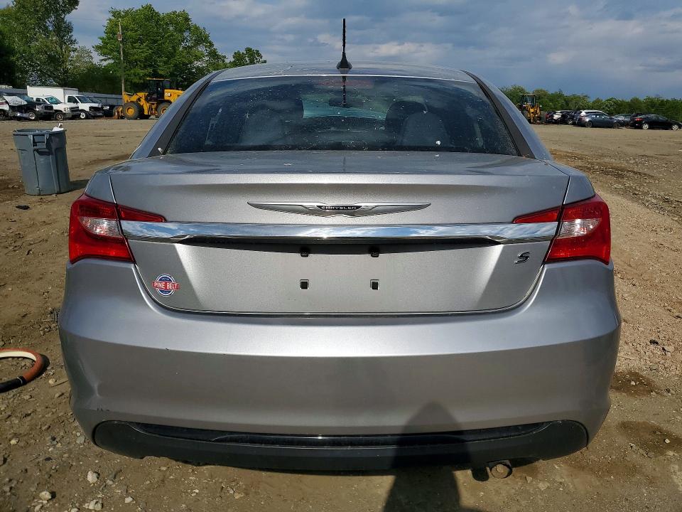 Продажа на аукционе авто 2013 Chrysler 200, vin: 1C3CCBBB3DN542141, номер лота: 53064126