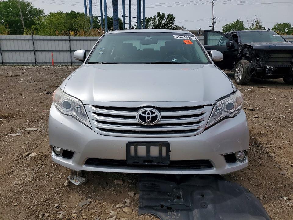 54821856 :رقم المزاد ، 4T1BK3DB0CU448750 vin ، 2012 Toyota Avalon مزاد بيع