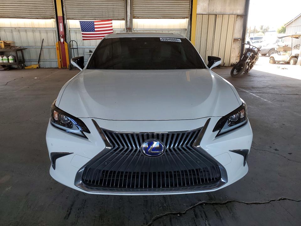2019 Lexus Es მანქანა იყიდება აუქციონზე, vin: JTHB21B12K2012879, აუქციონის ნომერი: 53648886