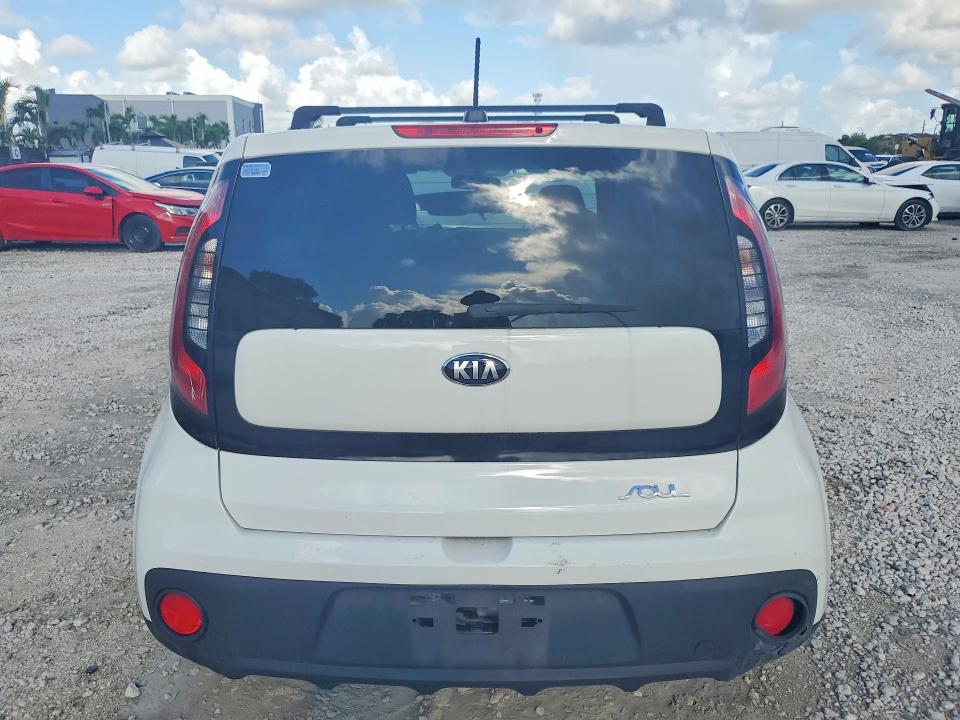 Продаж на аукціоні авто 2018 Kia Soul, vin: KNDJN2A29J7526296, номер лоту: 54009936
