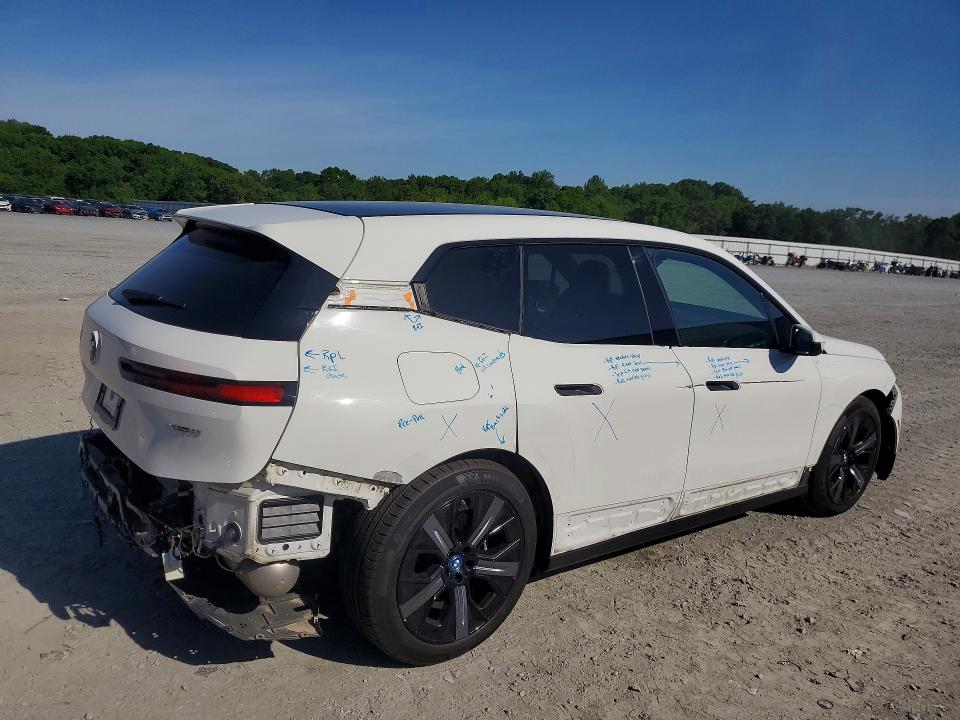 51756516 :رقم المزاد ، WB523CF05NCJ55041 vin ، 2022 Bmw Ix مزاد بيع