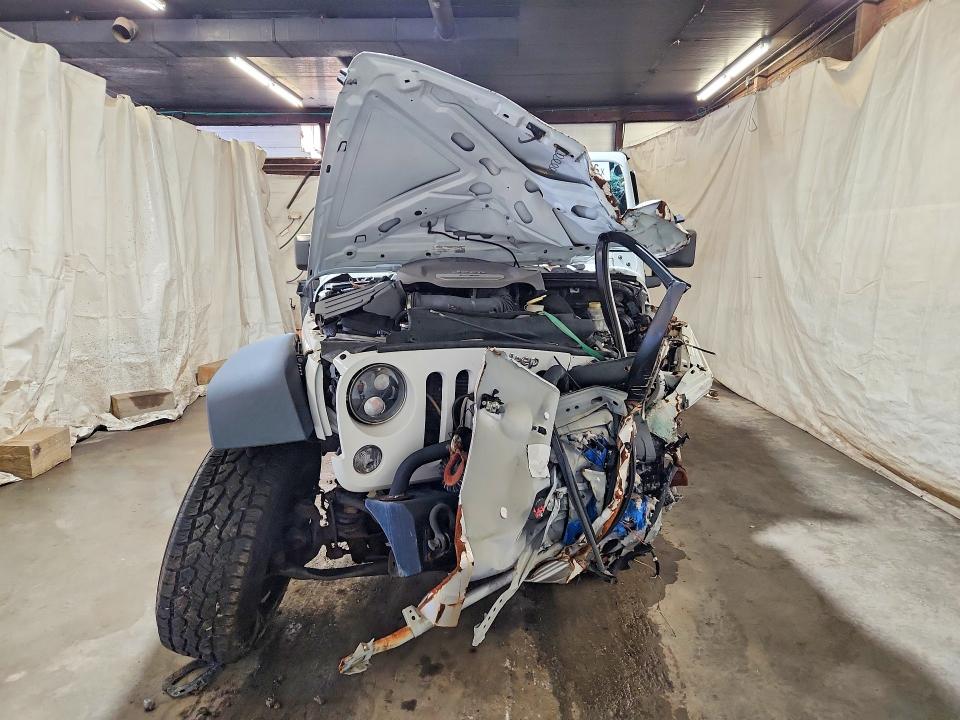 2015 Jeep Wrangler მანქანა იყიდება აუქციონზე, vin: 1C4AJWAG0FL587811, აუქციონის ნომერი: 51171726