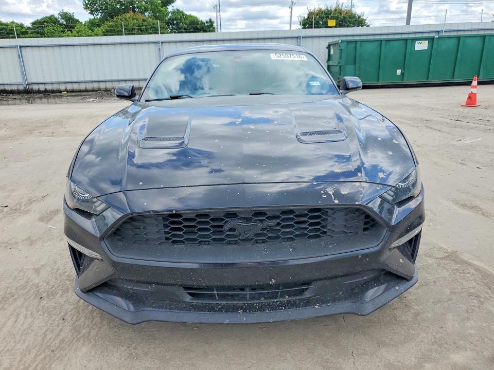 52597516 :رقم المزاد ، 1FA6P8TH6K5168176 vin ، 2019 Ford Mustang مزاد بيع