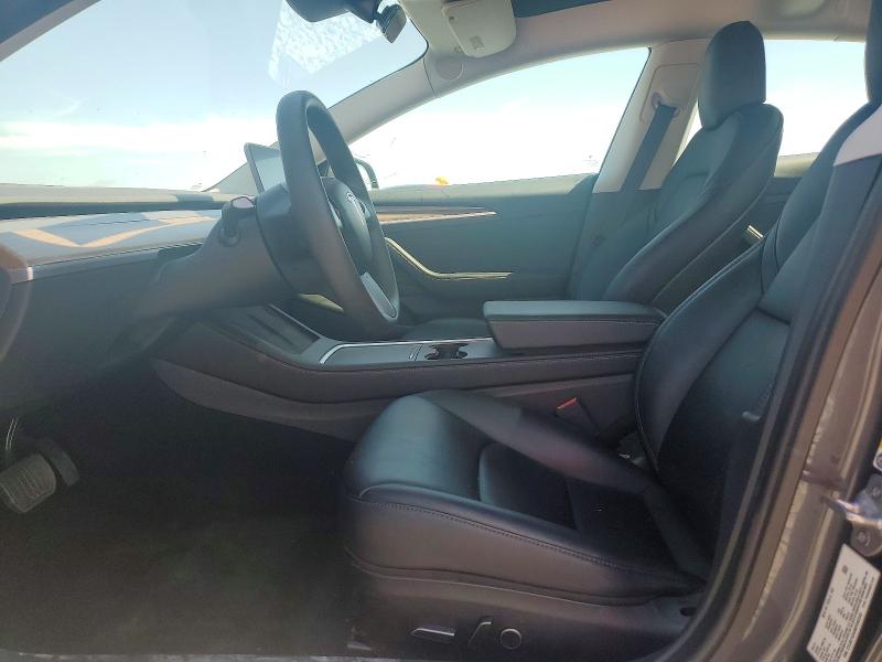 52665706 :رقم المزاد ، 5YJ3E1EA4MF048243 vin ، 2021 Tesla Model 3 مزاد بيع