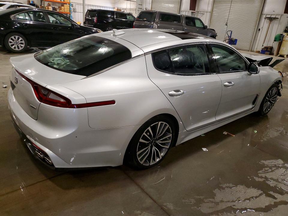 51691786 :رقم المزاد ، KNAE25LA6J6025577 vin ، 2018 Kia Stinger مزاد بيع