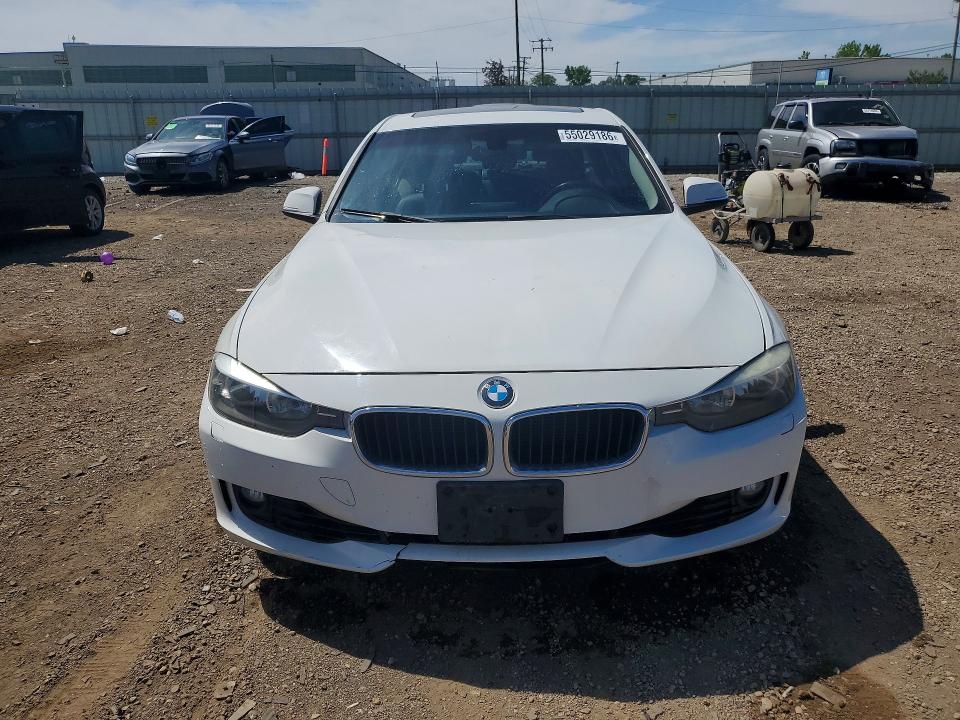 2013 Bmw 328 მანქანა იყიდება აუქციონზე, vin: WBA3B5C57DF599023, აუქციონის ნომერი: 55029186