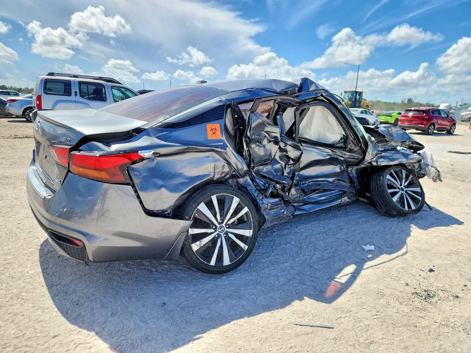 2020 Nissan Altima მანქანა იყიდება აუქციონზე, vin: 1N4BL4CW3LC259792, აუქციონის ნომერი: 54211106