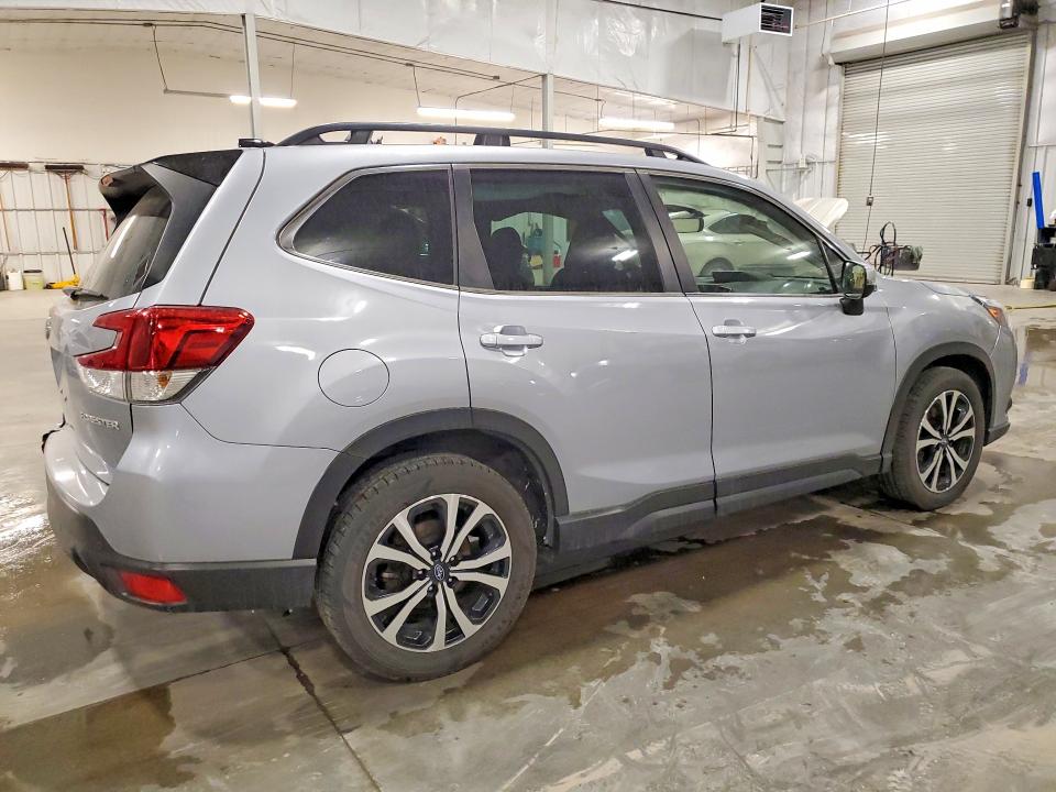 53761476 :رقم المزاد ، JF2SKALCXRH430794 vin ، 2024 Subaru Forester مزاد بيع