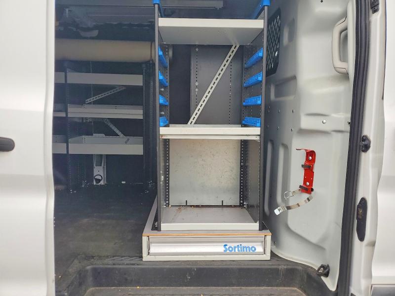52911766 :رقم المزاد ، 1FTYR1YM2HKB22817 vin ، 2017 Ford Transit مزاد بيع