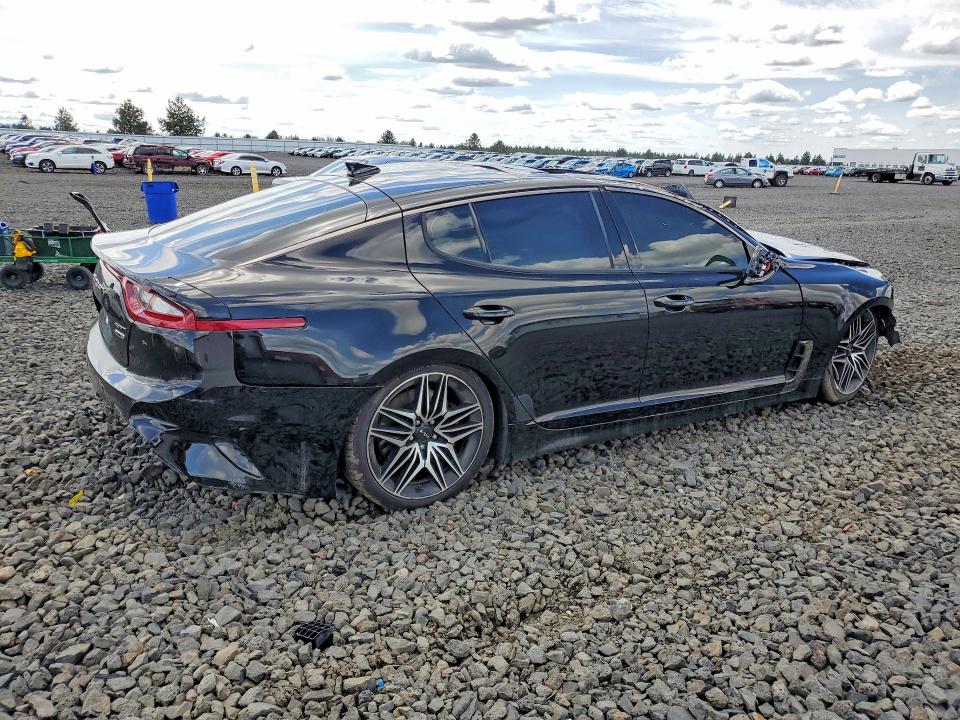 2021 Kia Stinger მანქანა იყიდება აუქციონზე, vin: KNAE55LC3M6097799, აუქციონის ნომერი: 54290126