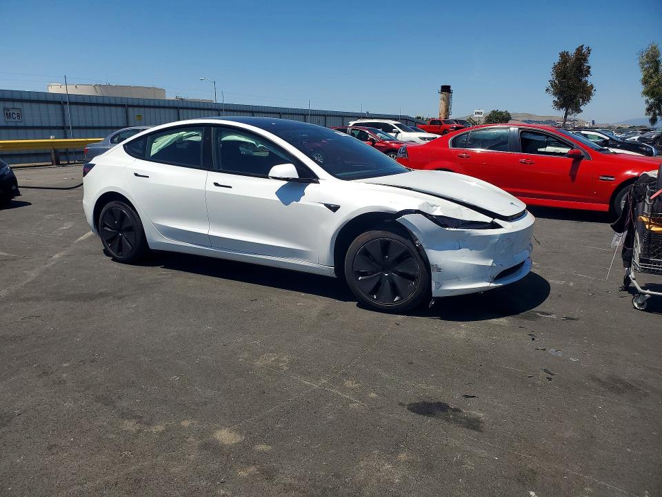 2025 Tesla Model 3 მანქანა იყიდება აუქციონზე, vin: 5YJ3E1EAXSF034912, აუქციონის ნომერი: 54273526