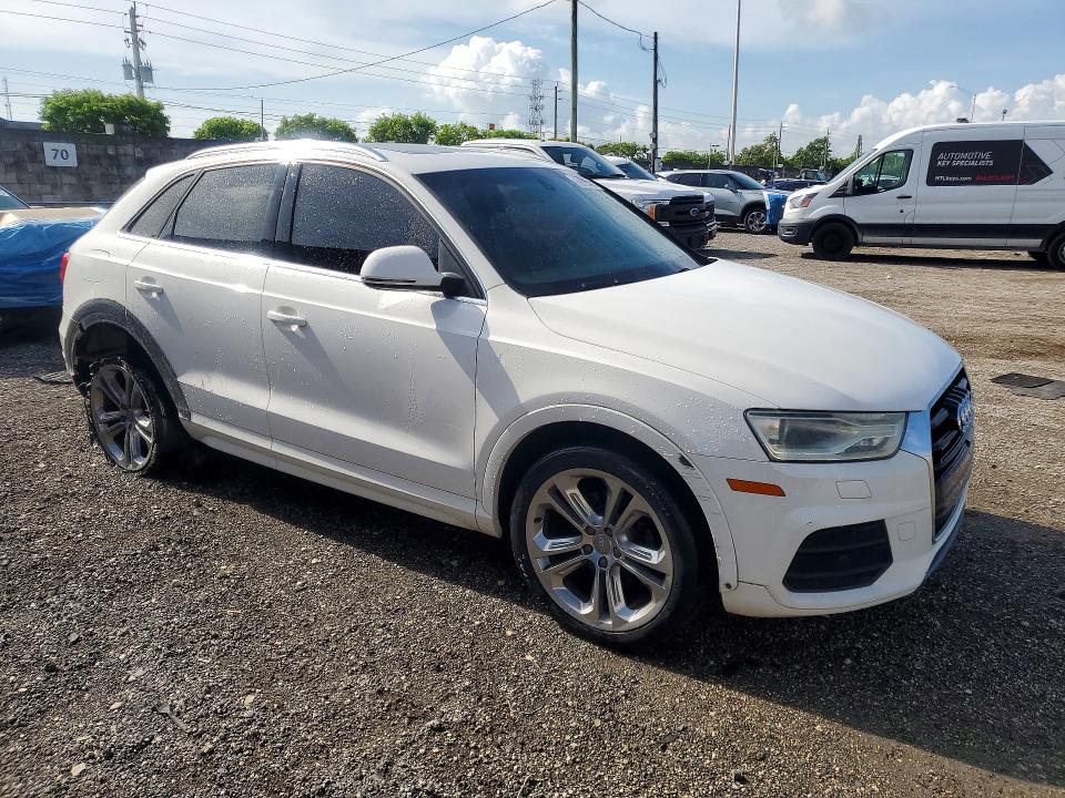 51354696 :رقم المزاد ، WA1EFCFS0GR010915 vin ، 2016 Audi Q3 مزاد بيع