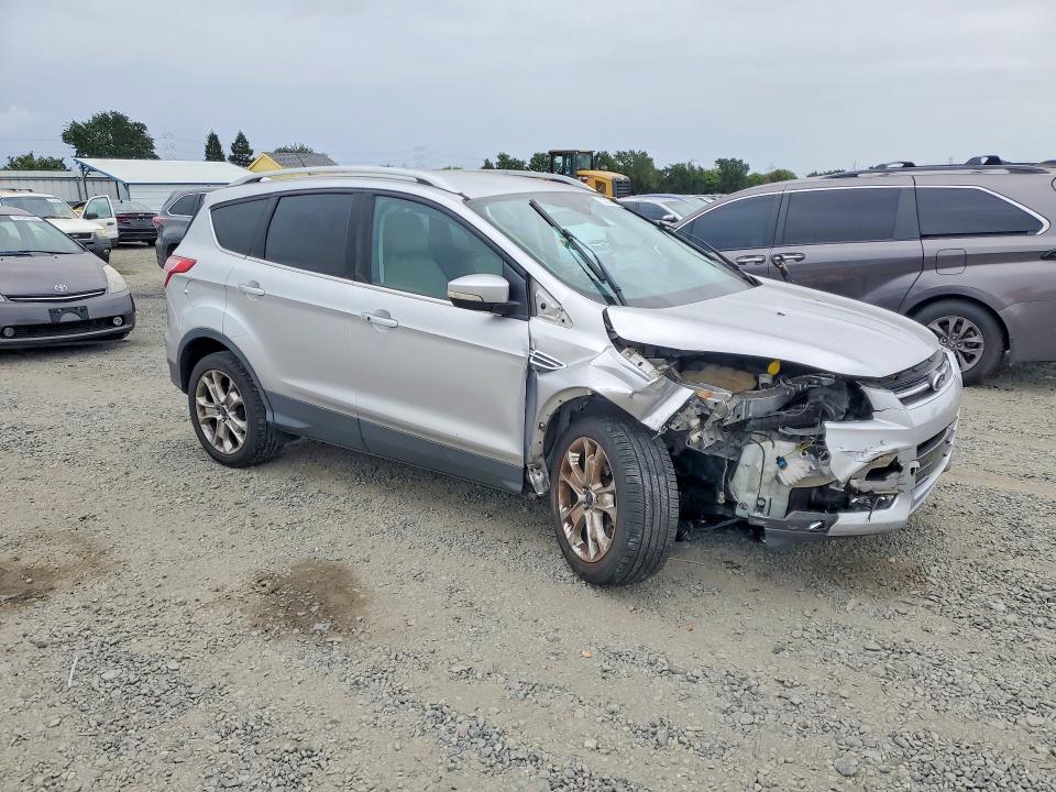 2014 Ford Escape მანქანა იყიდება აუქციონზე, vin: 1FMCU0J98EUD25344, აუქციონის ნომერი: 52351446
