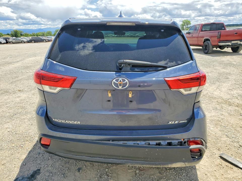 Продаж на аукціоні авто 2019 Toyota Highlander, vin: 5TDJZRFH2KS999264, номер лоту: 54897686