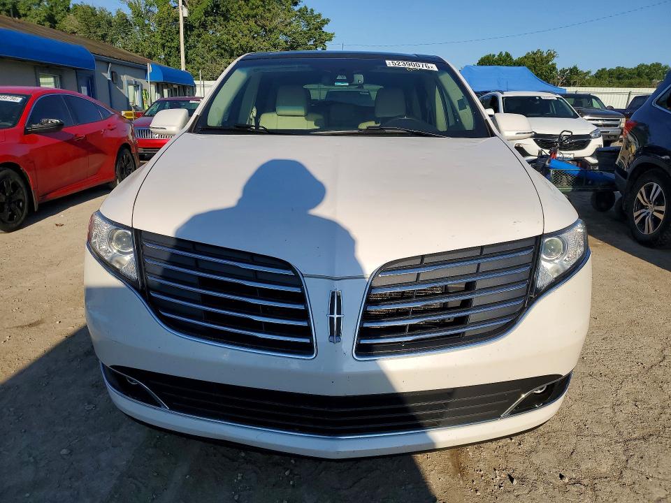 2019 Lincoln Mkt მანქანა იყიდება აუქციონზე, vin: 2LMHJ5AT1KBL01965, აუქციონის ნომერი: 52390076