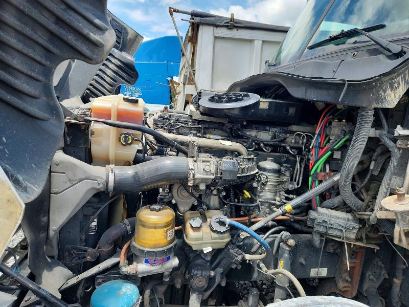 53820746 :رقم المزاد ، 3AKJGLD56ESFR3425 vin ، 2014 Freigliner Cascadia مزاد بيع