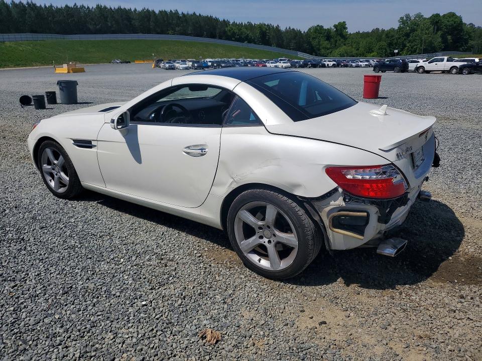51881996 :رقم المزاد ، WDDPK4HA0EF079502 vin ، 2014 Mercedes-benz Slk مزاد بيع