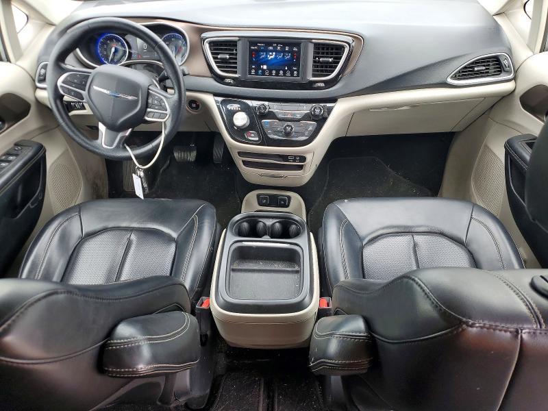 52573436 :رقم المزاد ، 2C4RC1DG3LR163814 vin ، 2020 Chrysler Voyager مزاد بيع