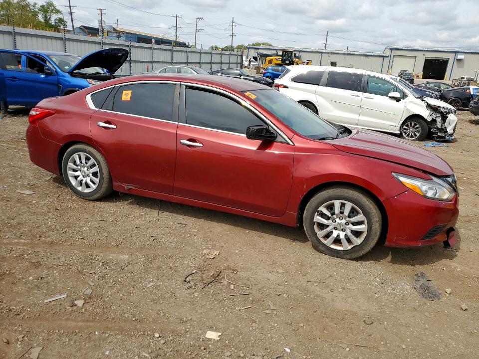 2017 Nissan Altima მანქანა იყიდება აუქციონზე, vin: 1N4AL3AP1HC202371, აუქციონის ნომერი: 52931676