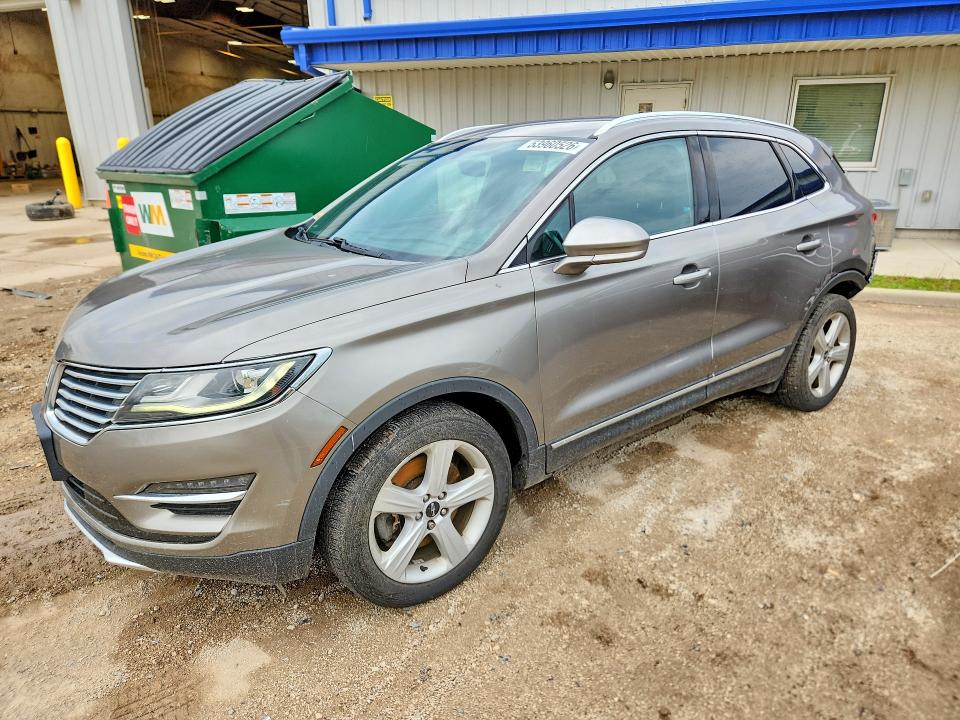 53960526 :رقم المزاد ، 5LMCJ1D93GUJ15180 vin ، 2016 Lincoln Mkc مزاد بيع