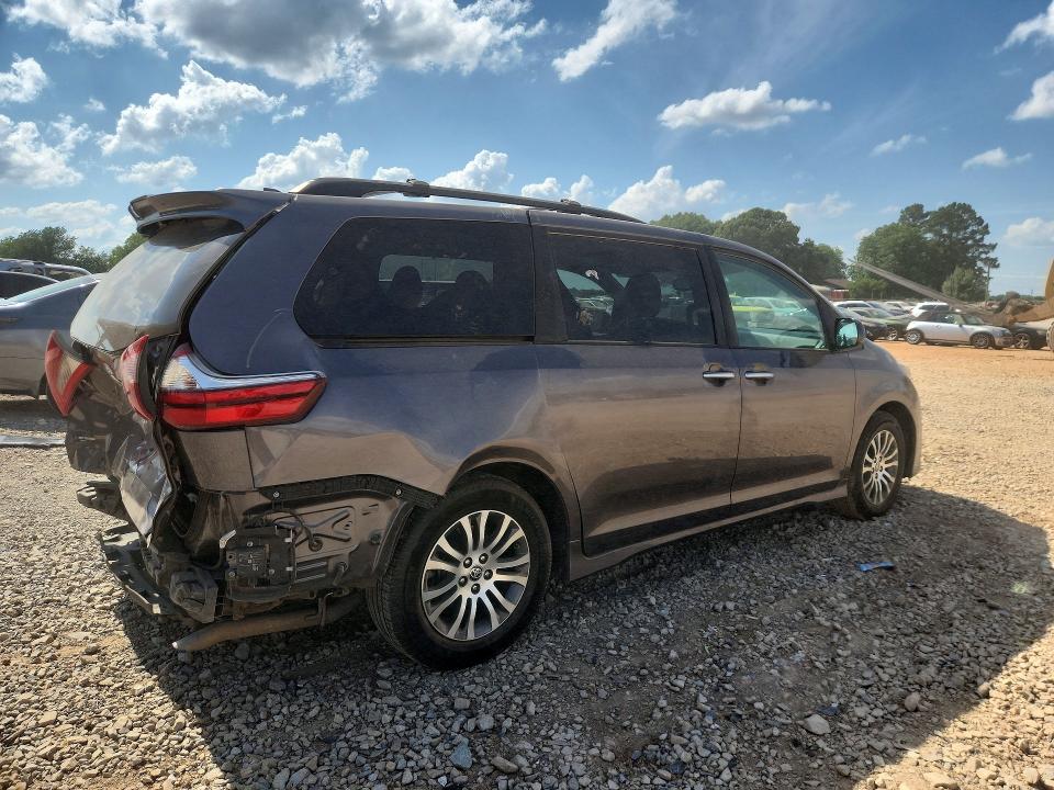 Продажа на аукционе авто 2020 Toyota Sienna, vin: 5TDYZ3DCXLS076826, номер лота: 53900106
