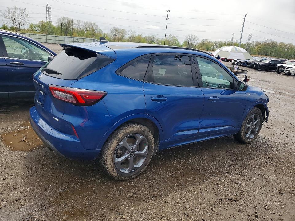 2023 Ford Escape მანქანა იყიდება აუქციონზე, vin: 1FMCU9MN7PUB44865, აუქციონის ნომერი: 51699456
