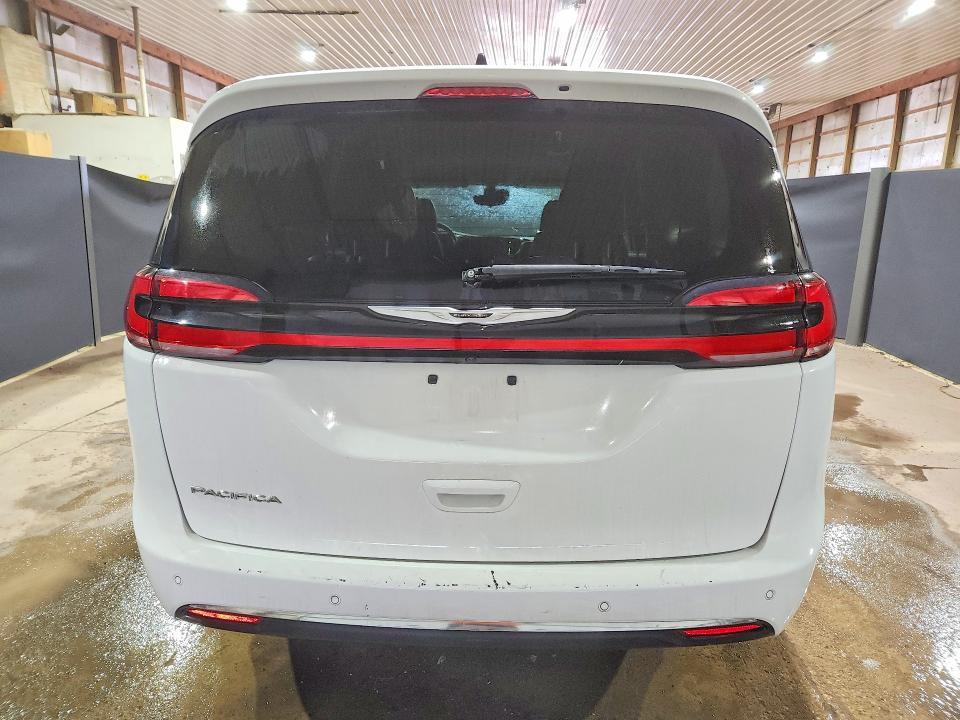 Продажа на аукционе авто 2024 Chrysler Pacifica, vin: 2C4RC1BG0RR182252, номер лота: 52745026