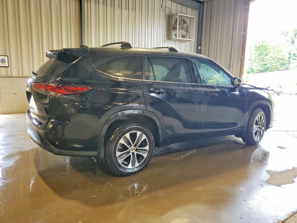 54207826 :رقم المزاد ، 5TDKDRBH0RS555223 vin ، 2024 Toyota Highlander مزاد بيع