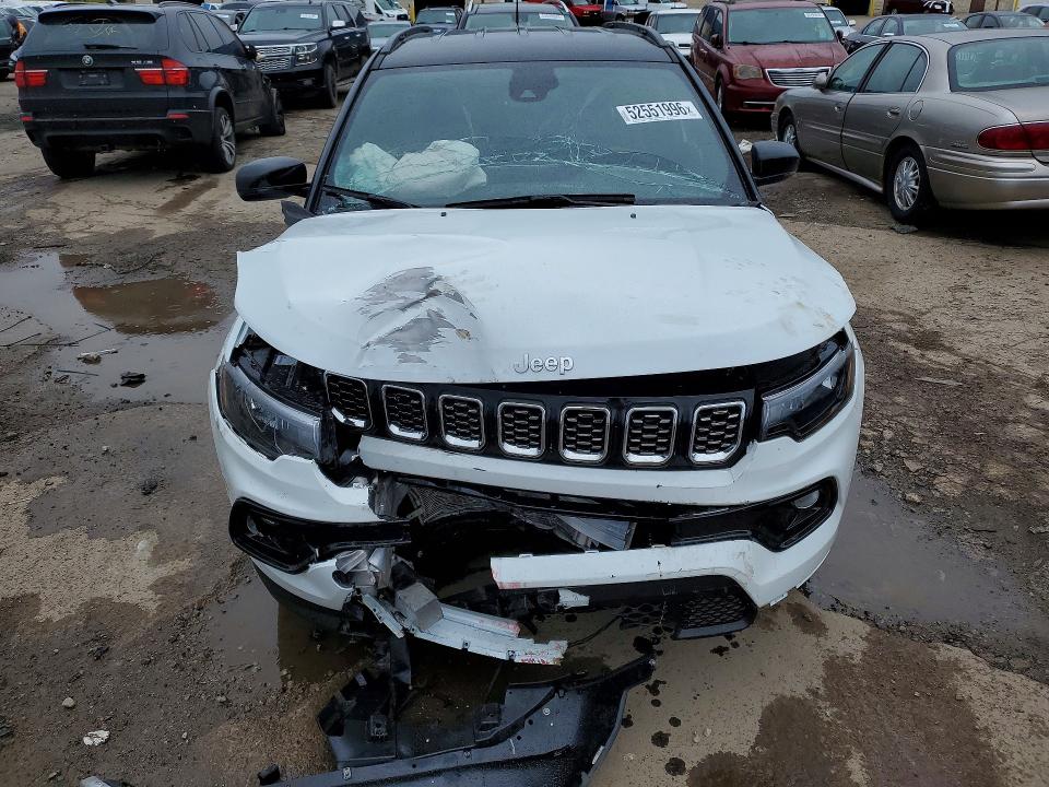 52551996 :رقم المزاد ، 3C4NJDCN3TT194340 vin ، 2026 Jeep Compass مزاد بيع