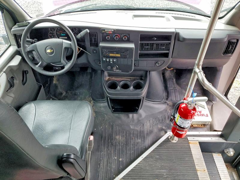 52705716 :رقم المزاد ، 1GB3G3BG0C1135423 vin ، 2012 Chev Express مزاد بيع