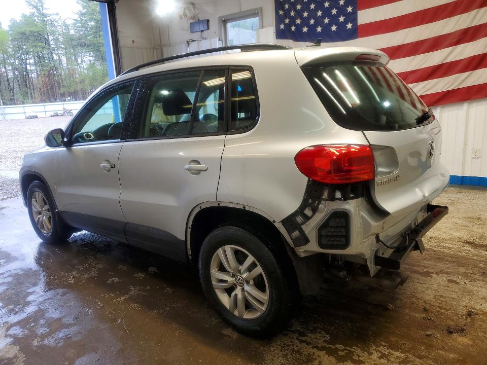 53811886 :رقم المزاد ، WVGBV7AX7HW502023 vin ، 2017 Volkswagen Tiguan مزاد بيع