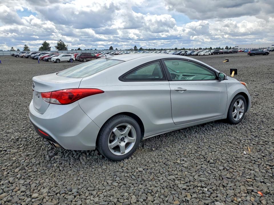 53293356 :رقم المزاد ، KMHDH6AE9DU002430 vin ، 2013 Hyundai Elantra Coupe مزاد بيع