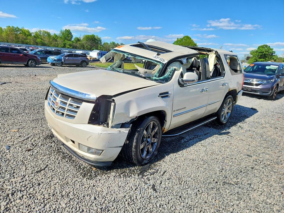 2008 Cadillac Escalade მანქანა იყიდება აუქციონზე, vin: 1GYFK63848R236824, აუქციონის ნომერი: 52911026