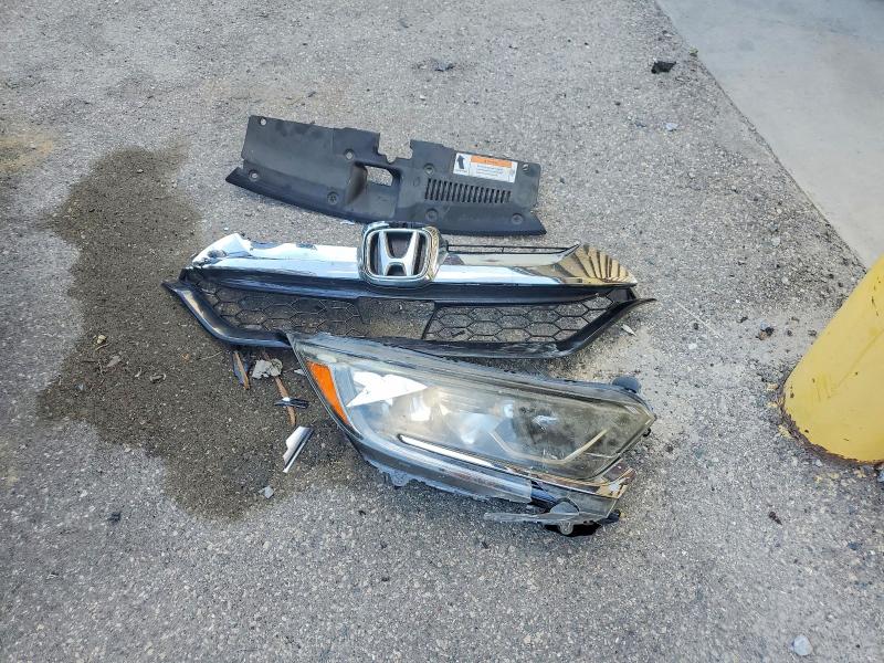 54043926 :رقم المزاد ، 5J6RW1H57KA036013 vin ، 2019 Honda Cr-v مزاد بيع