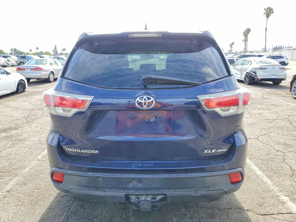 55218106 :رقم المزاد ، 5TDJKRFH3ES019680 vin ، 2014 Toyota Highlander مزاد بيع