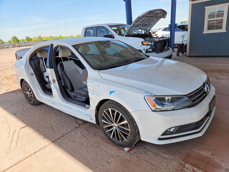 53914076 :رقم المزاد ، 3VWD17AJ6GM394154 vin ، 2016 Volkswagen Jetta مزاد بيع