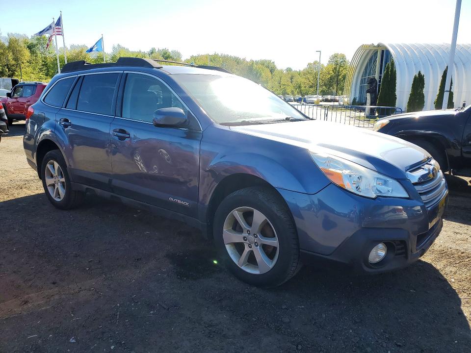 51821036 :رقم المزاد ، 4S4BRBDC4E3322981 vin ، 2014 Subaru Outback مزاد بيع
