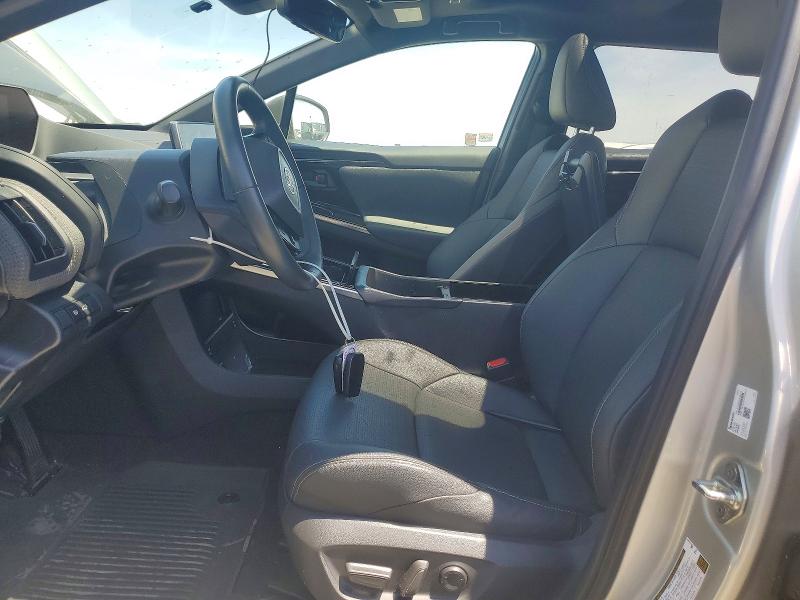 54022976 :رقم المزاد ، JTMABACA7PA039102 vin ، 2023 Toyota Bz4x مزاد بيع