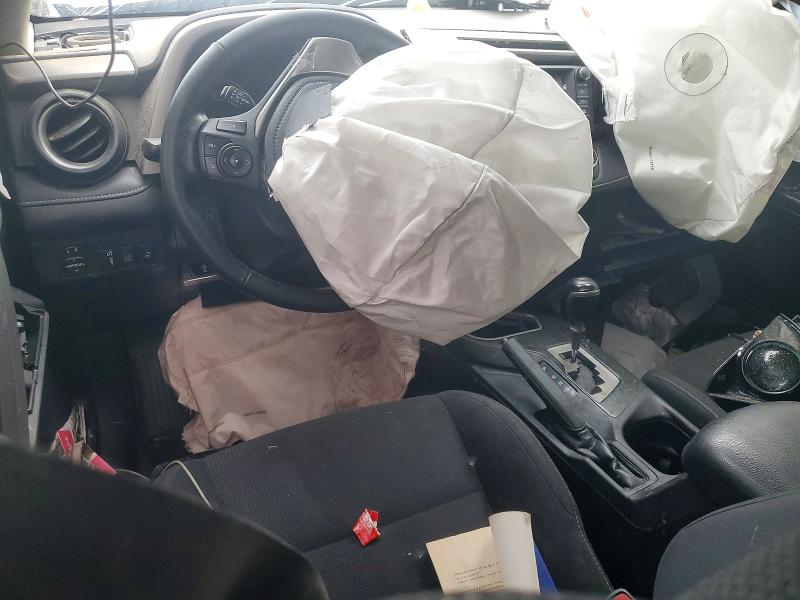 53900936 :رقم المزاد ، 2T3RFREV7JW823973 vin ، 2018 Toyota Rav4 مزاد بيع