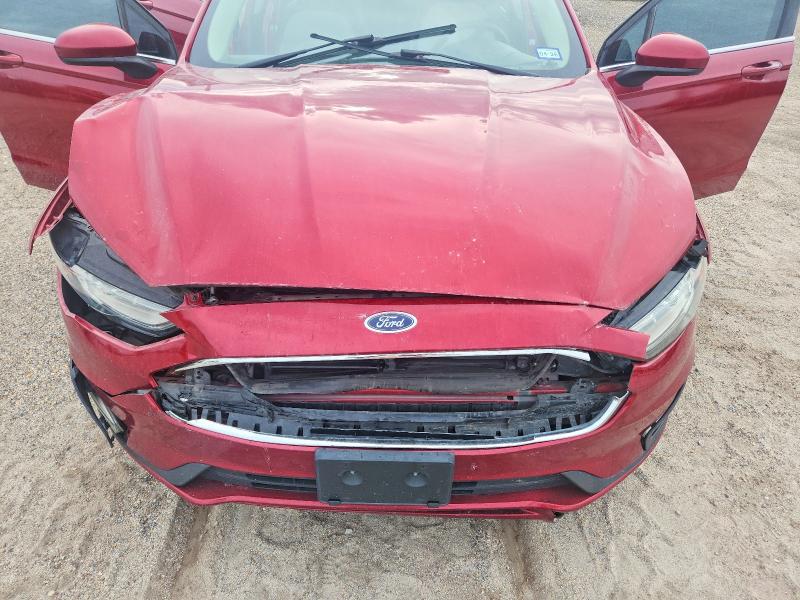 54683626 :رقم المزاد ، 3FA6P0HD5KR132385 vin ، 2019 Ford Fusion مزاد بيع