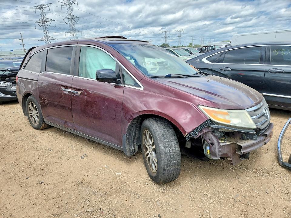 54007816 :رقم المزاد ، 5FNRL5H66BB061197 vin ، 2011 Honda Odyssey مزاد بيع